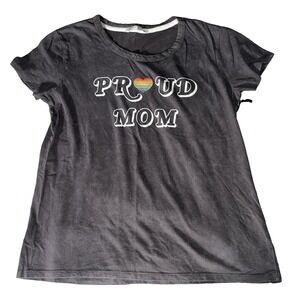 New NWT Sweet Soul Women's Pride Heart Graphic Tee Shirt Proud Mom Medium